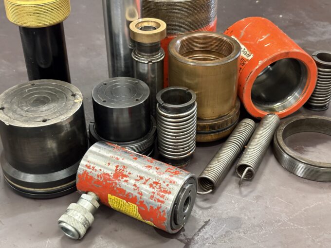 Hydraulisylinterin korjaus – 8 usein kysyttyä kysymystä